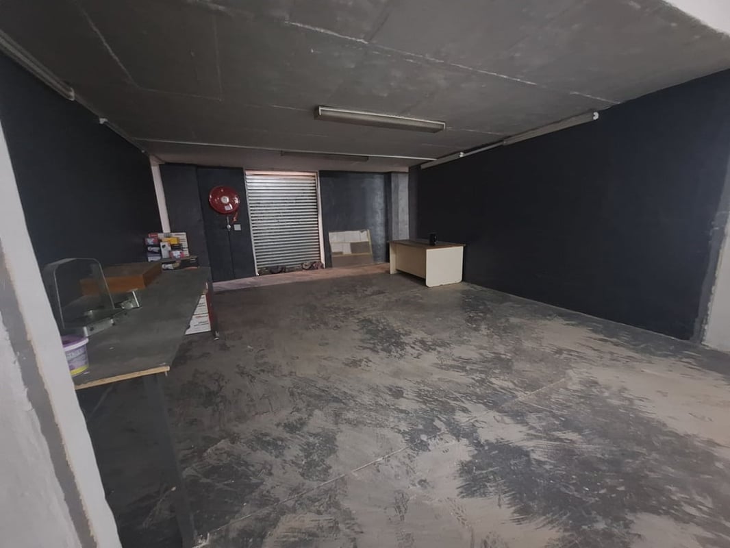 368m Warehouse For Lease In Westmead