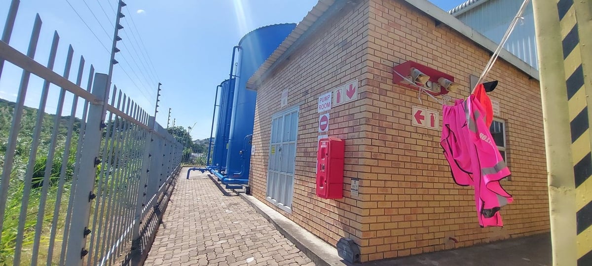 5000m² Warehouse For Lease in Riverhorse Valley