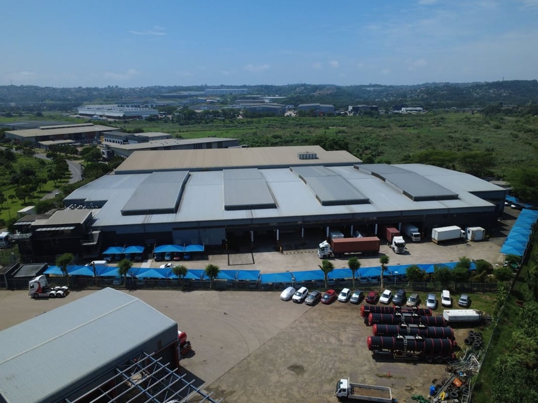 10 000m² Warehouse For Sale in Riverhorse Valley 