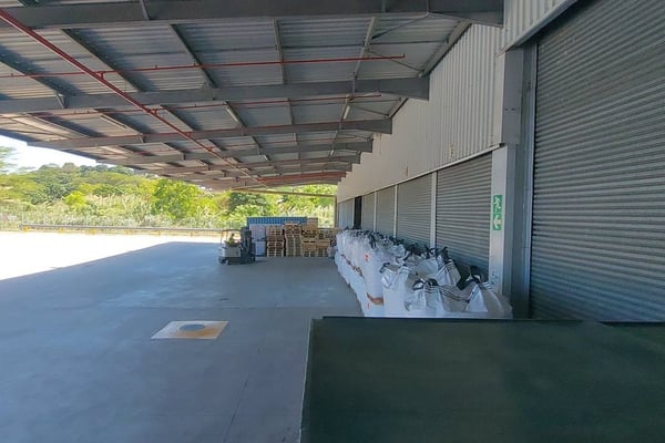 6000m² Warehouse For Lease in Riverhorse Valley — image 5