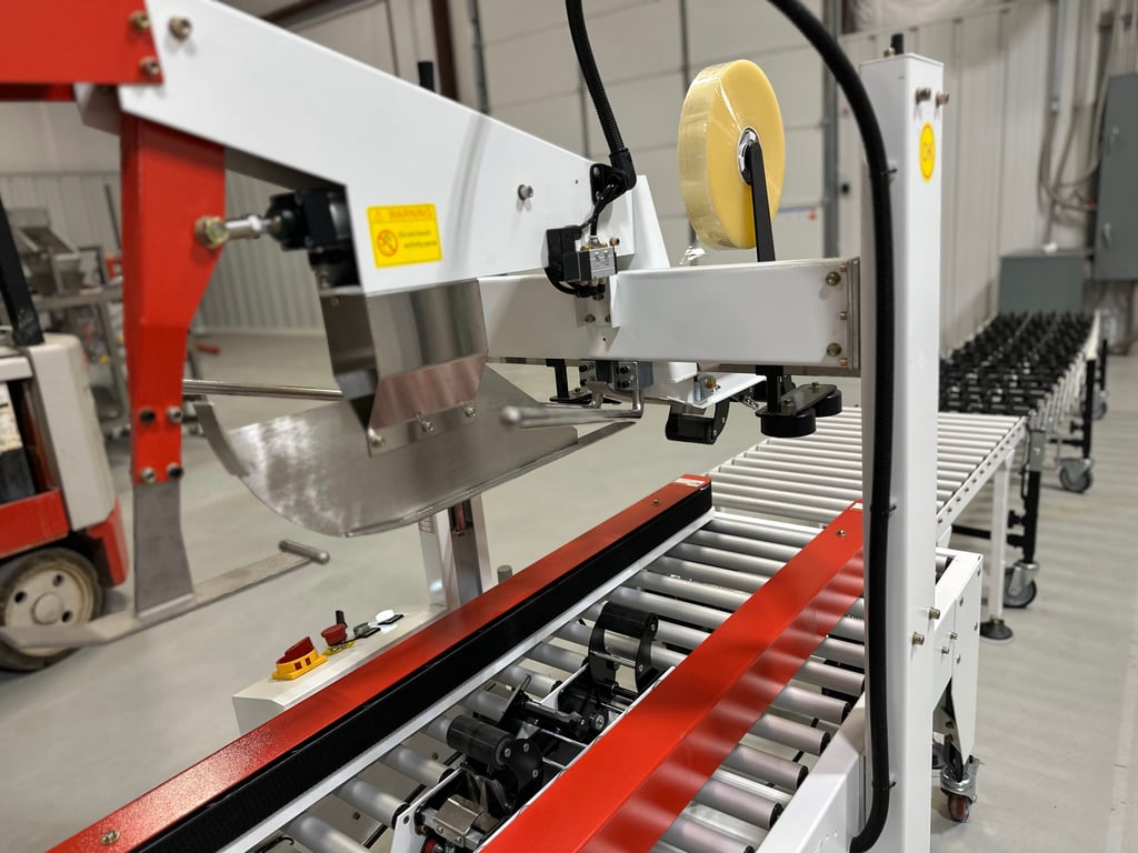 Automated Case Sealers closing and sealing process