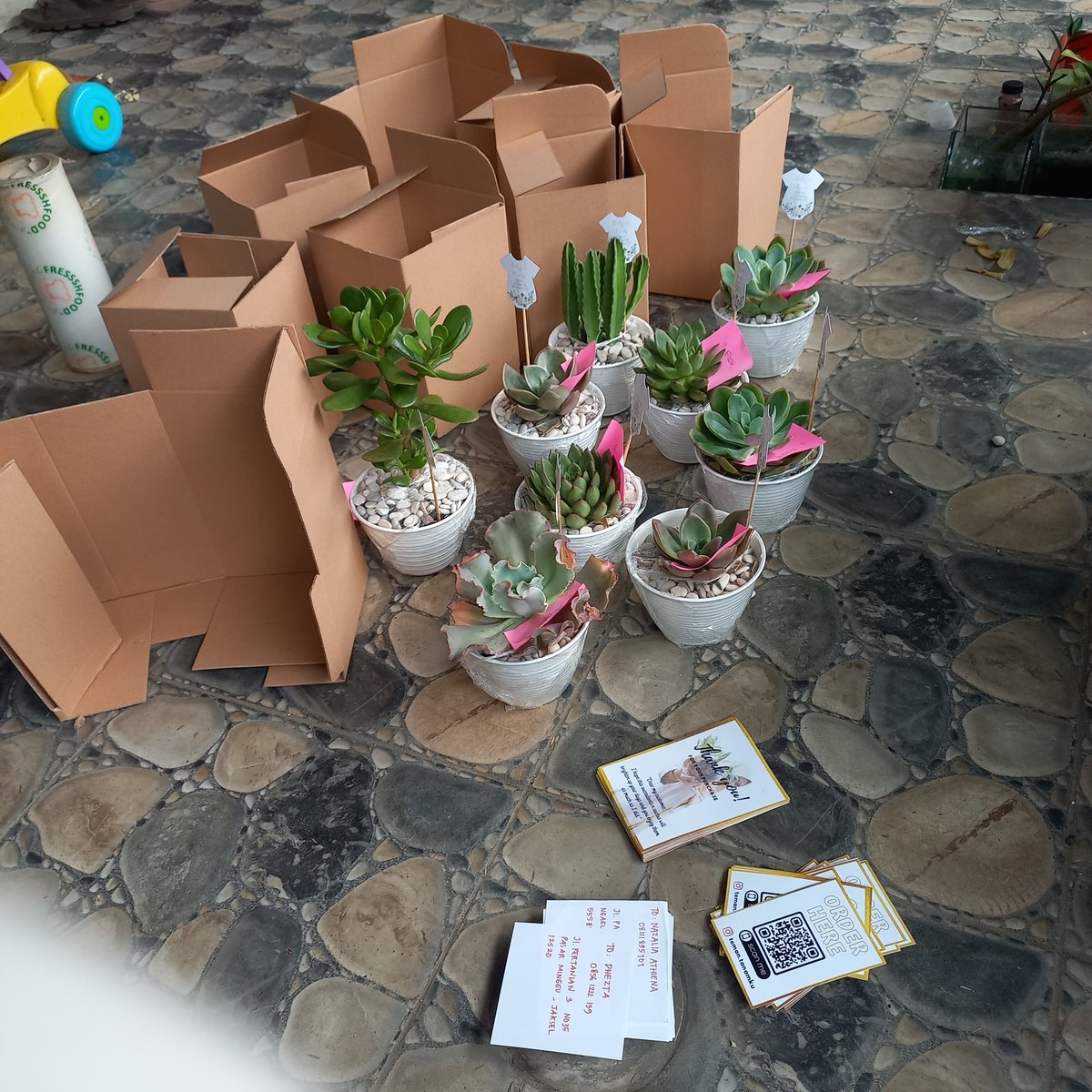 Image for 🖼 Kesibukan Menyenangkan di Rumah 