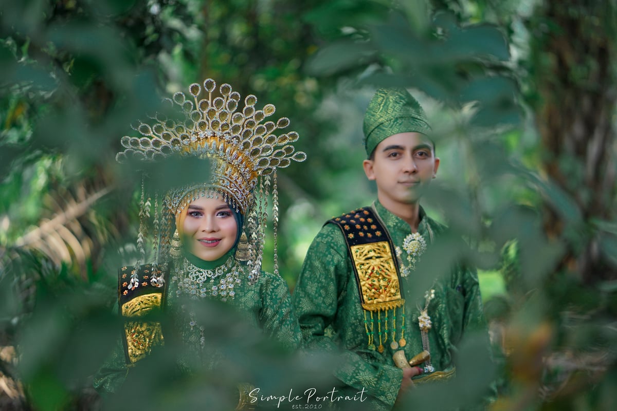 image for Preset Lightroom dark mood wedding button