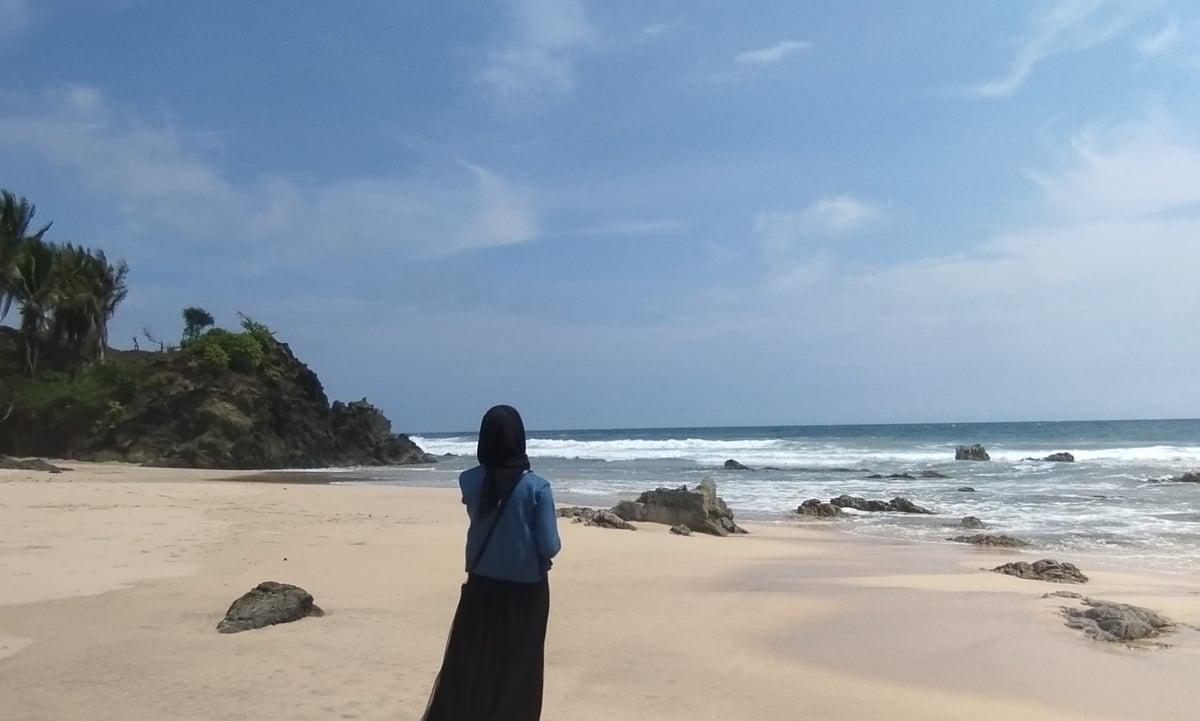 image for [FREE] Faceless Footage Pantai button