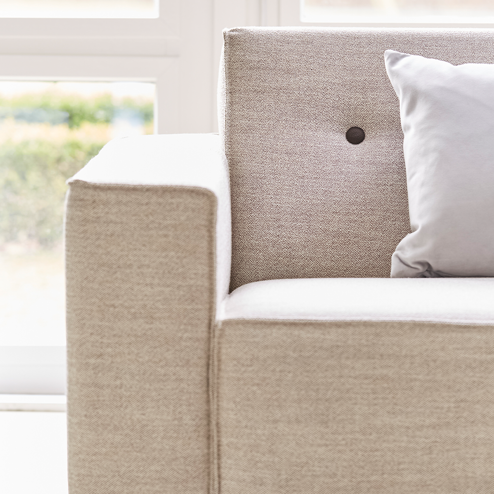 detail bank odin bertplantagie design in stof bolster navy met leren cognac knopen