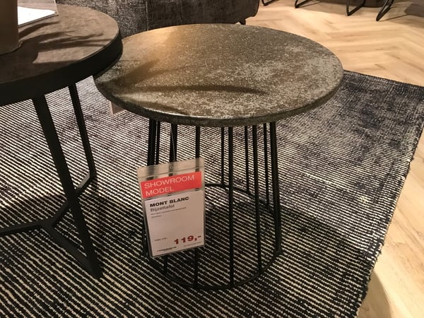 Mont-blanc bijzettafel