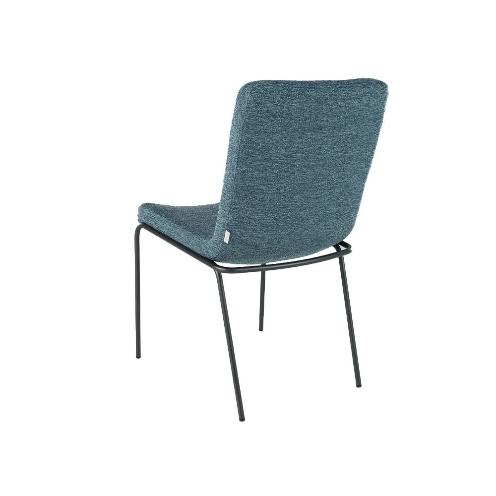 achterzijde eetstoel tibbe bert plantagie designstoelen in stof blauw