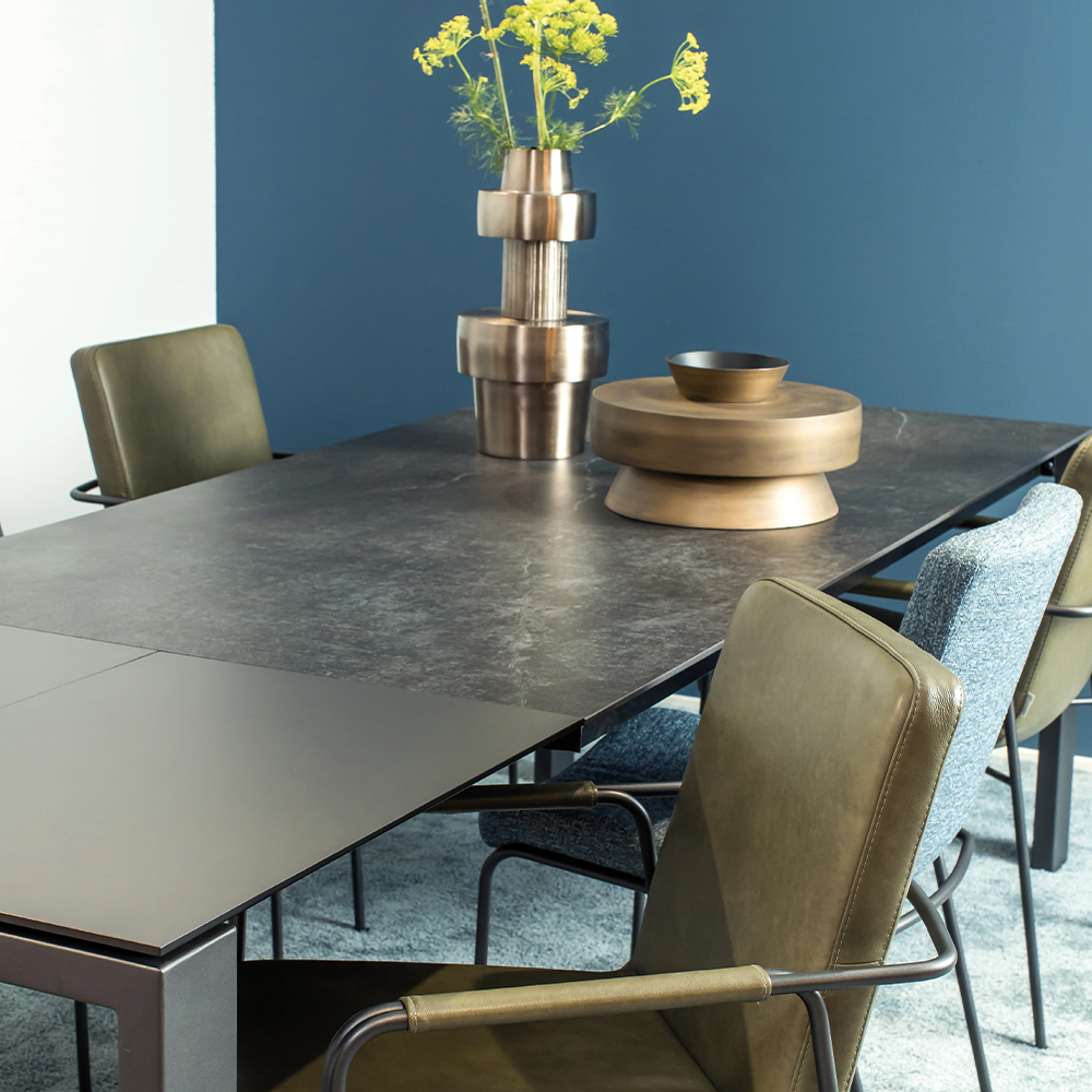 detail blad uitschuiftafel cervo in dekton bertplantagie designmeubelen noordholland