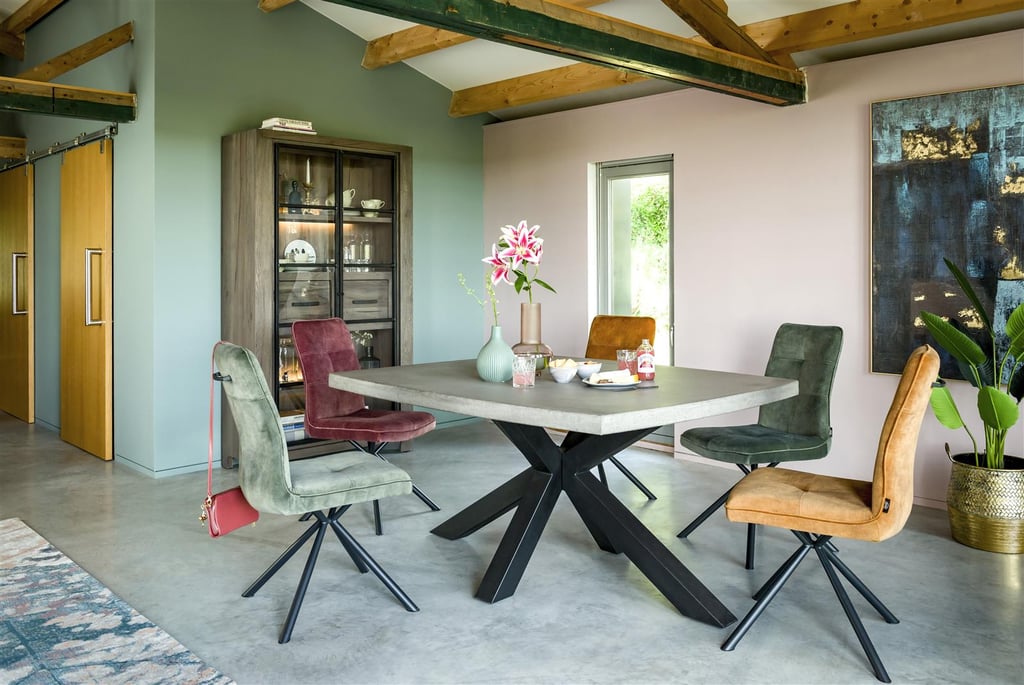 Henders en hazel stoelen groen, geel, roze, licht groen