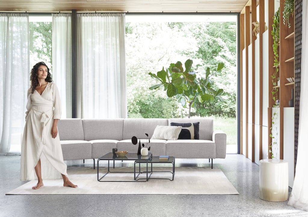 Grijze bank ronde hoek van INHOUSE
