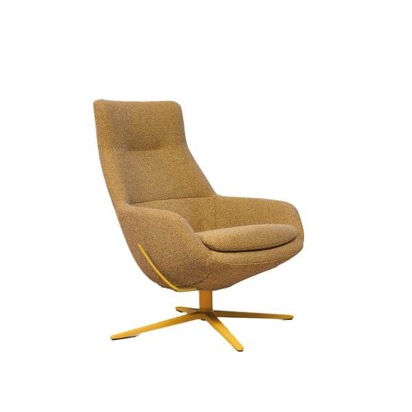 Atlas Lounge fauteuil met geïntegreerd kantelsysteem voor ultiem relaxcomfort.