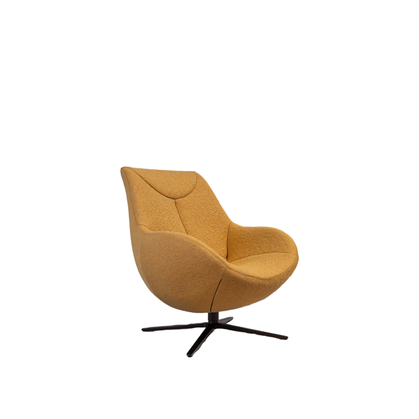 Draaifauteuil Bela 360 van Ijcoon in een moderne woonkamer, met luxe stoffering en een stijlvolle draaipoot.