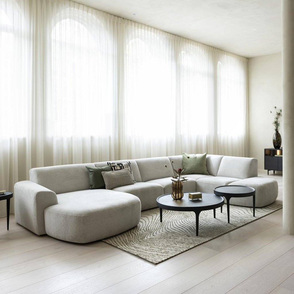 elementenbank tineo, modulaire bank, moderne bank, organische vormen, zachte bank, designbank, lage bank, diepe zit, bank zelf samenstellen, tineo xooon, comfortabele bank, lounge bank, bank met hocker, modulaire zithoek, vrijstaande bank