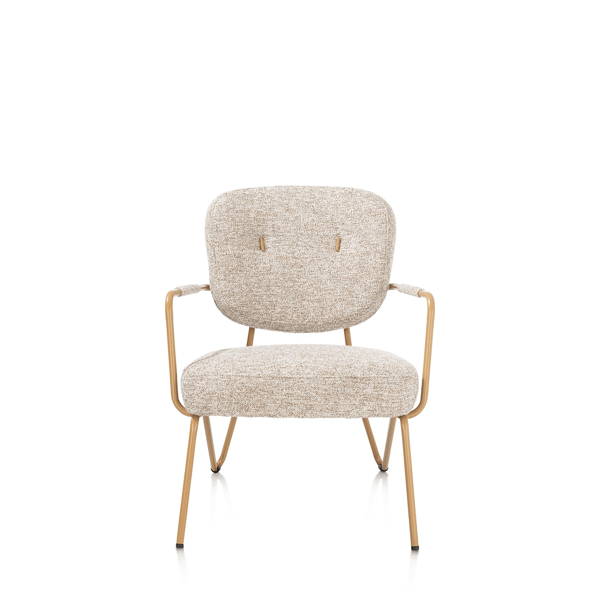 Fauteuil June van XOOON – draaifauteuil met elegante vormen en comfortabele bekleding