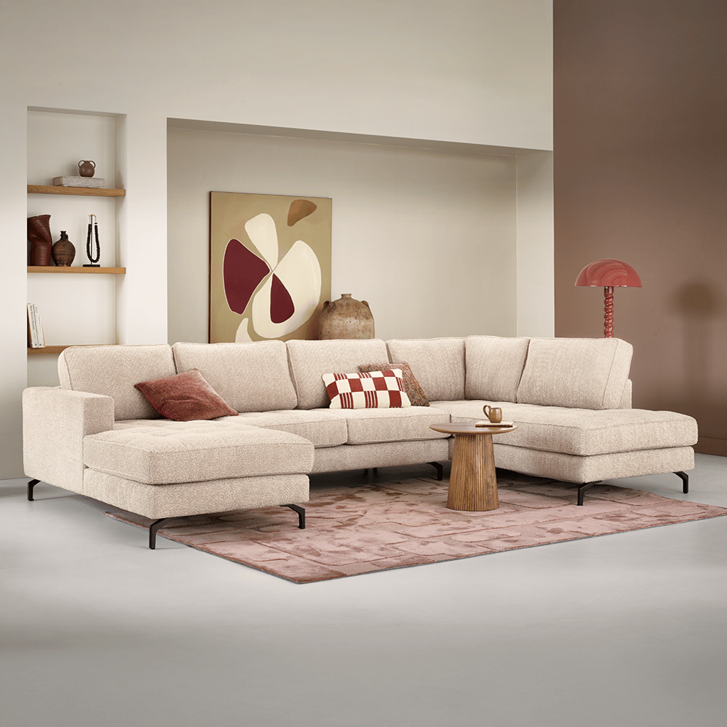 Hoekbank Rokias in beige bouclestof met zwarte poten Woonstijlen: modern, eigentijds, urban chic