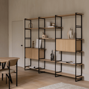 Studio HENK Modular Cabinet MC‑6L wandkast in zwart frame met eiken planken