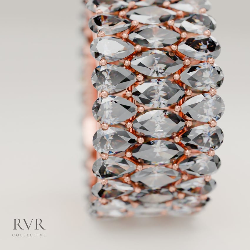 Close-up of the lattice where the pear tips meet the marquise points
