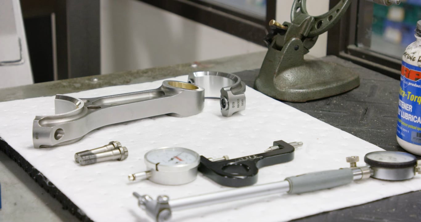 Properly Torqued: Measuring Connecting Rod Bolt Stretch