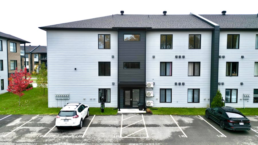 5593 René-Lévesque, Sherbrooke | PMML