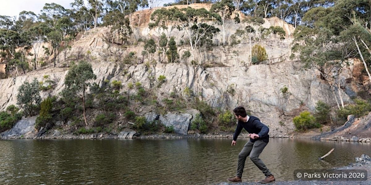 Plenty Gorge Park Walk- Yellow Gum and Blue Lake