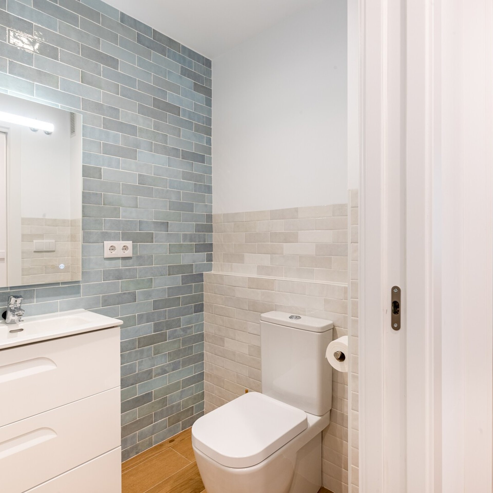 Reforma Hern&aacute;ndez L&aacute;zaro-Ba&ntilde;o-1