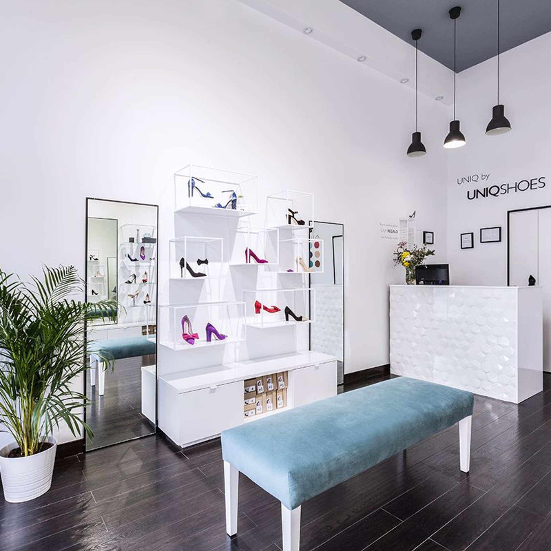 Tienda Uniqshoes en Pr&iacute;ncipe de Vergara, Madrid