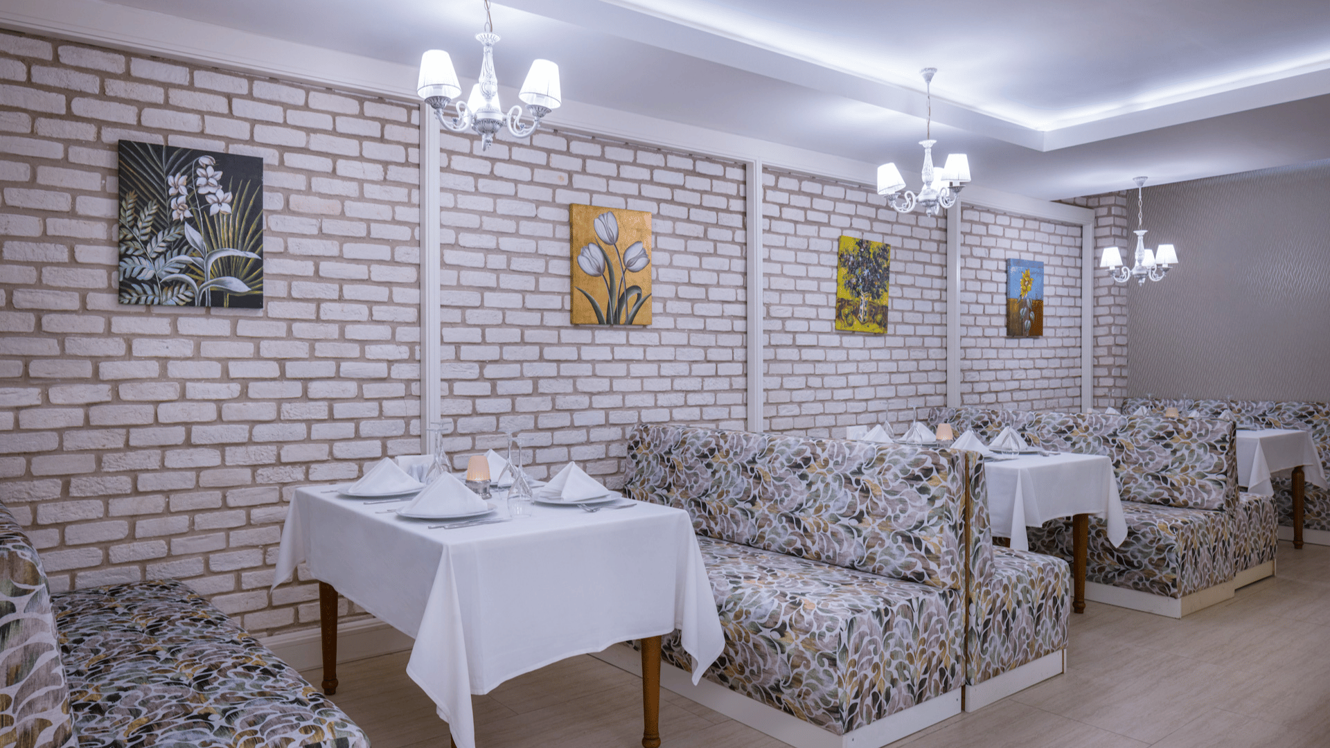 Ramada Resort Lara – Restaurant and bar 9