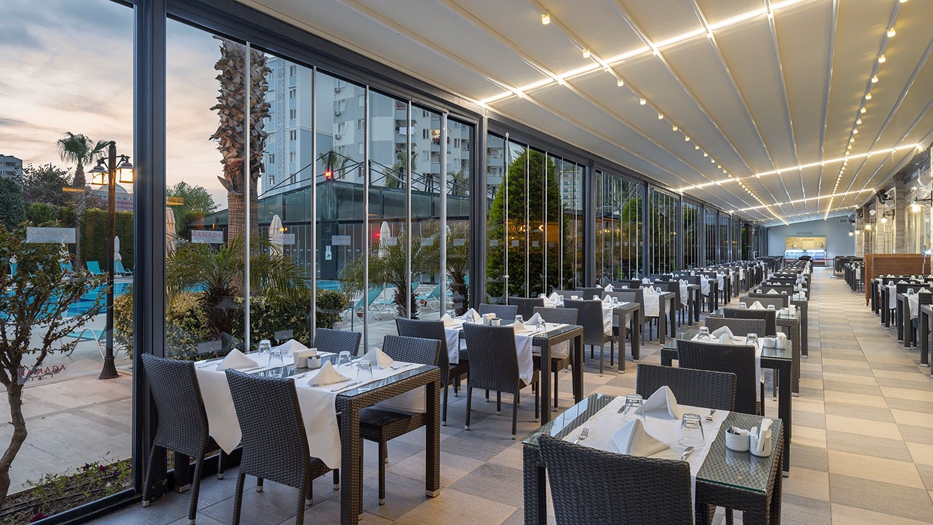 Mood’s Main Restaurant – photo 2