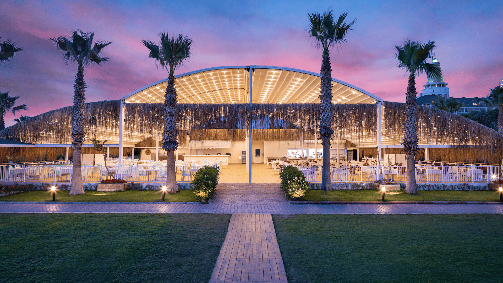 Ramada Resort Lara – Restoran ve bar 8