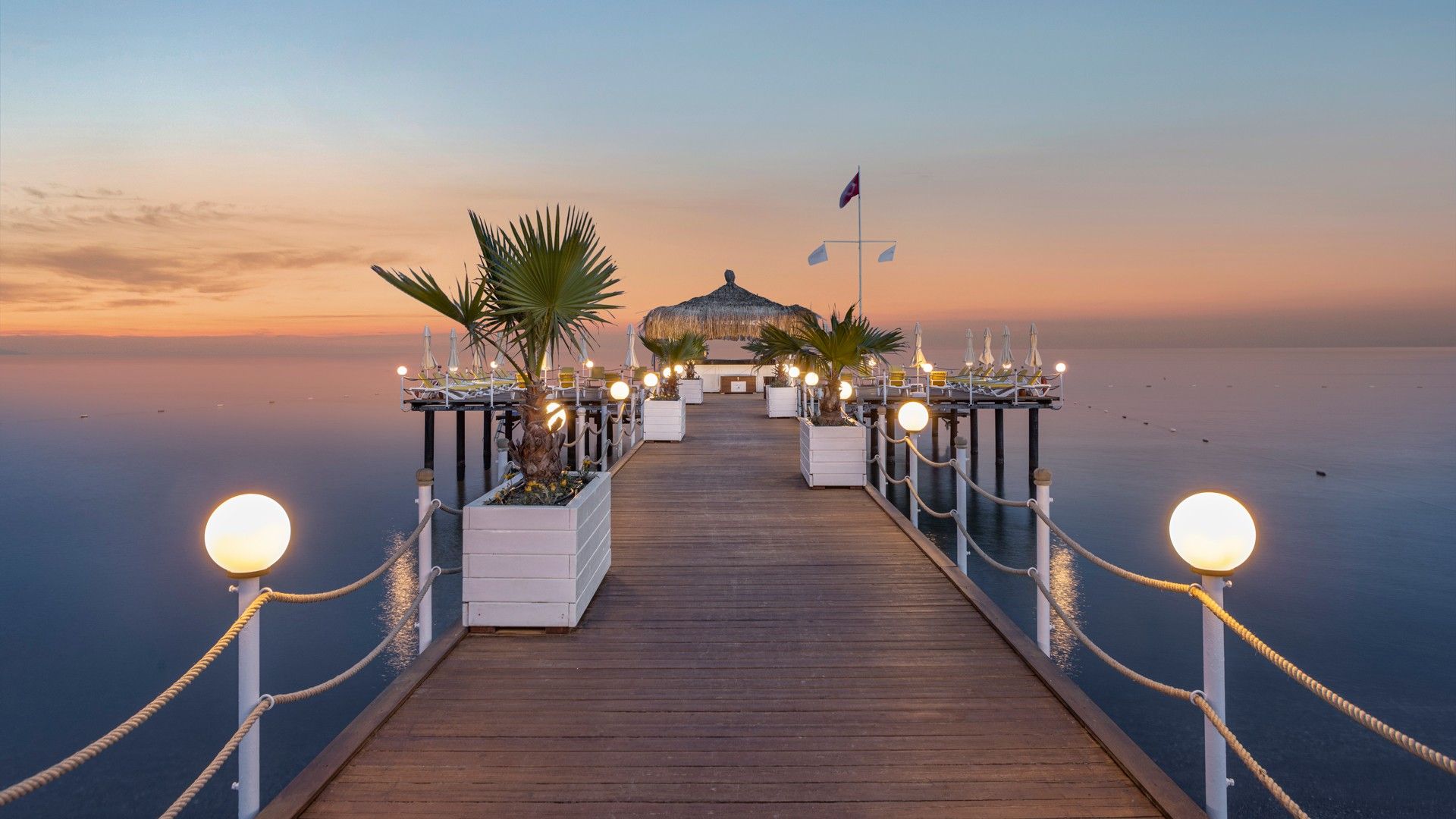 Pier Bar – photo 1