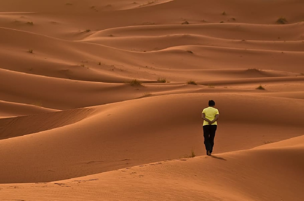Travel safe in the desert