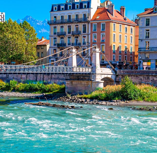 Transfert de Aéroport de Grenoble à Avignon