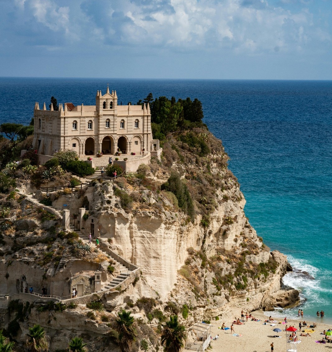 Calabria: in spiaggia con gli dei