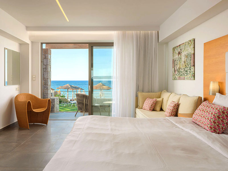 Diamond Beachfront Suite - High Beach Featured