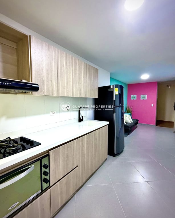 1-Bedroom Lakeview — Umbrella Street