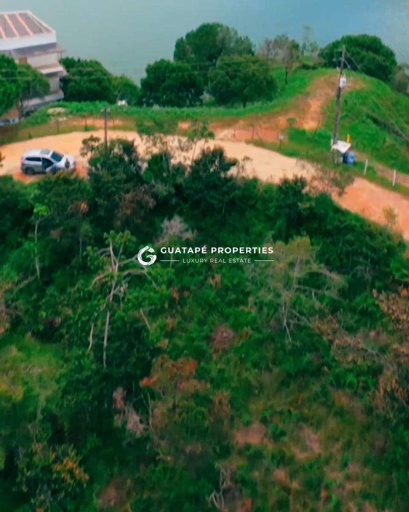 Lakefront Lot — Lot overview