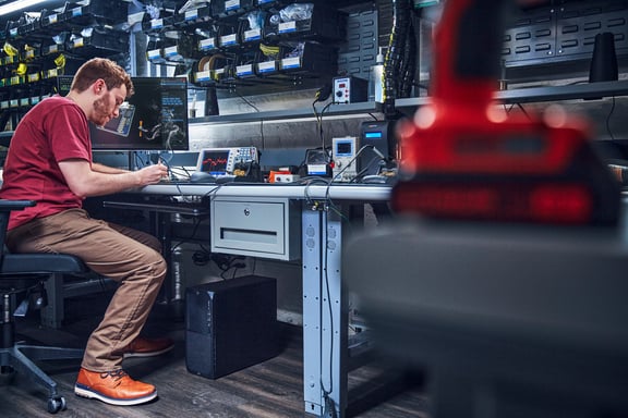 HP Z2 G9 Intel® Core? i7-14700 32GB DDR5-SDRAM 1TB SSD Windows 11 Pro Workstation Tower Nero