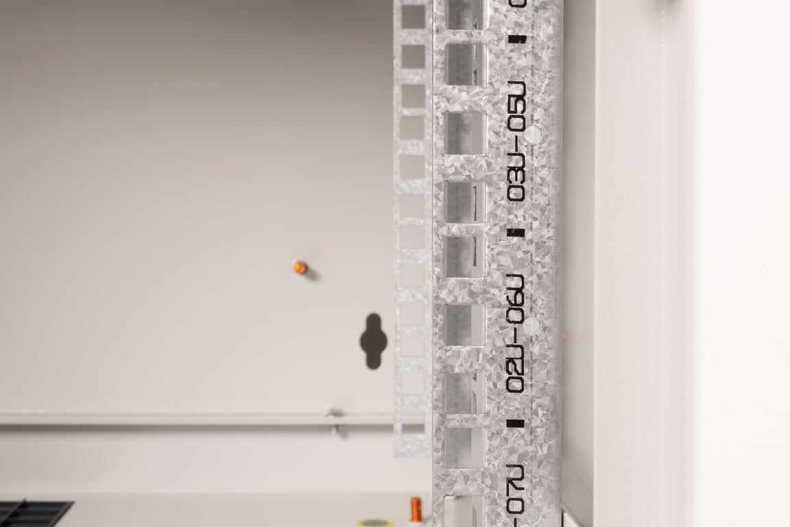 Digitus Boîtier de série Unique 600 x 450 mm lxp Neuf - vue 2