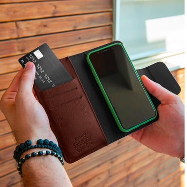 Celly Duomo funda para teléfono móvil 16,5 cm (6.5'') Funda cartera Marrón