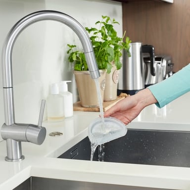 Black & Decker DVA315JF aspiradora de pie y escoba eléctrica Aspiradora escoba 2 en 1 Batería Secar Filtro higiénico Sin bolsa Azul, Gris 1,5 Ah