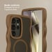 Selencia Coque arrière Wavy avec MagSafe pour Samsung Galaxy S24 Ultra - Mocha Brown