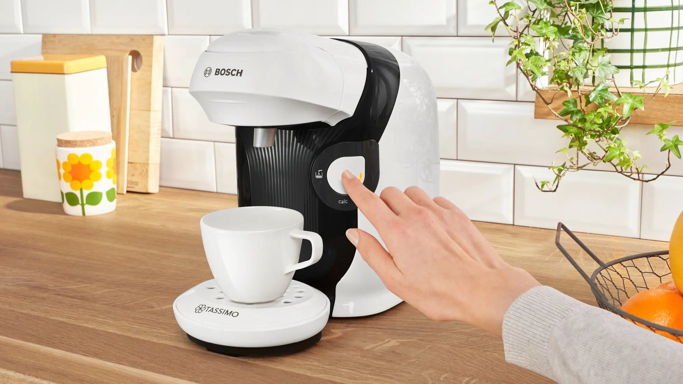 Bosch TAS114E machine à café Entièrement automatique Cafetière à dosette 0,7 L - Neuf