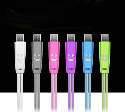 Cable Smiley Micro USB pour Smartphone LED Lumière Android Chargeur USB Connecteur