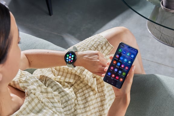 Galaxy Watch4 Classic 46mm - Super AMOLED - Bluetooth - Bracelet Argent