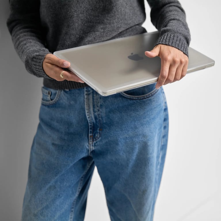 Incase Edge Coque MacBook Air 14 - vue 3