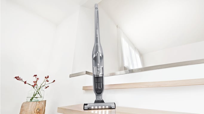 Bosch Serie 4 BBH3K2801 aspiradora de pie y escoba eléctrica Aspiradora escoba 2 en 1 Batería Secar Sin bolsa Plata