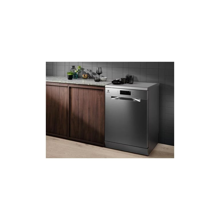 Electrolux ESM48200SX Pose libre 14 couverts E Neuf - vue 3