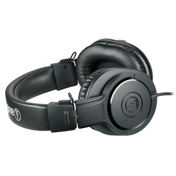 Auriculares Audio-Technica ATH-M20X negros con diadema, cable desmontable de 3 metros, suaves almohadillas circumaurales y sonido profesional equilibrado para una inmersión sonora óptima