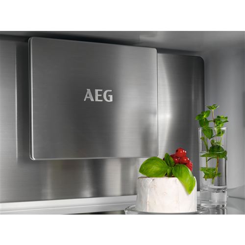 Réfrigérateur Intégrable AEG TC8MS18FDS – 248L, TwinTech No Frost - vue 3