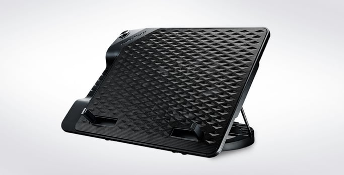Cooler Master NotePal Ergostand III système de refroidissement pour ordinateurs portables 43,2 cm (17'') 800 tr/min Noir